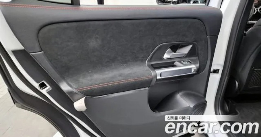 Mercedes-Benz Glb-Class 