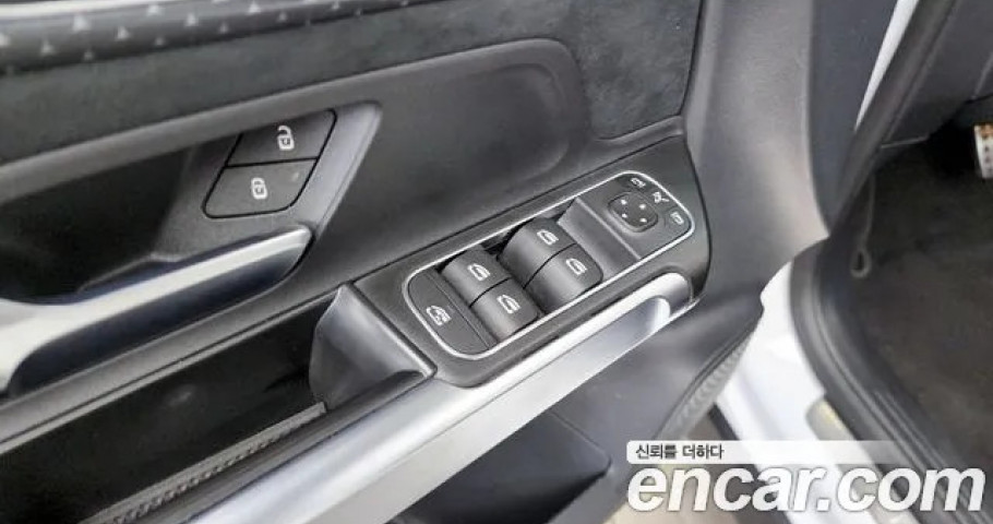 Mercedes-Benz Glb-Class 