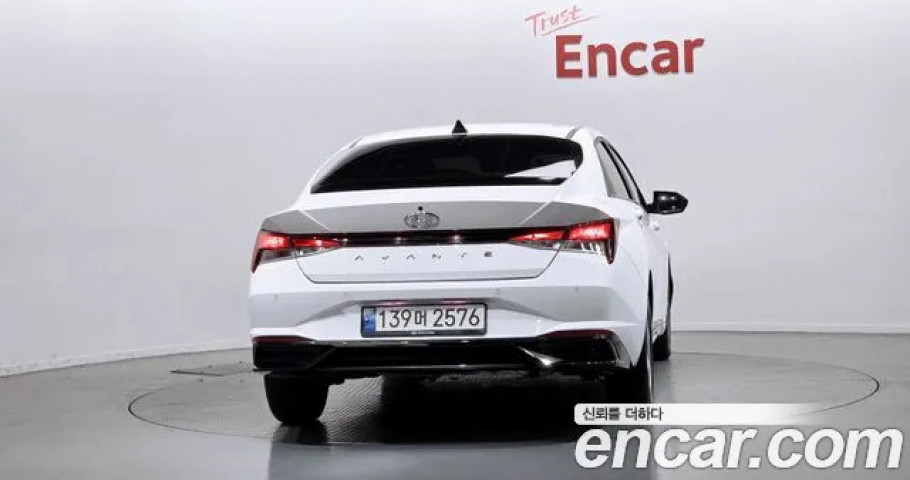 Hyundai Avante (Elantra) 