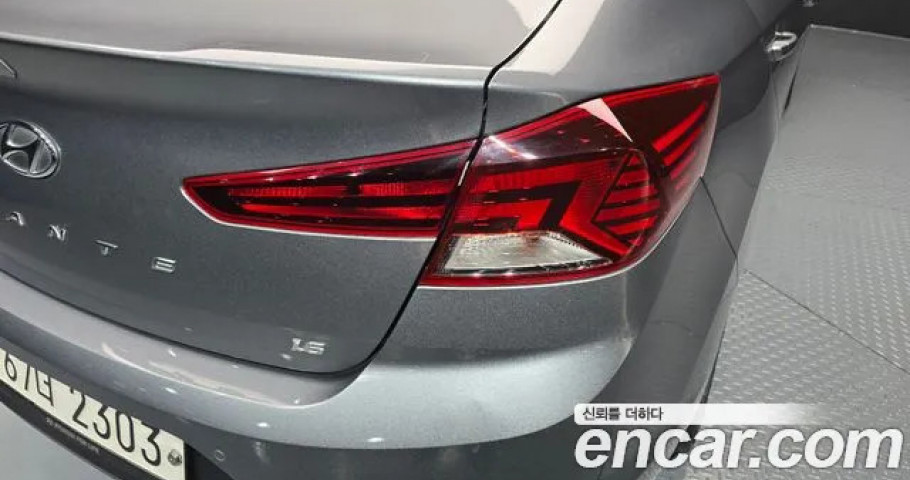 Hyundai Avante (Elantra) 