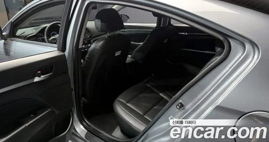Hyundai Avante (Elantra) 
