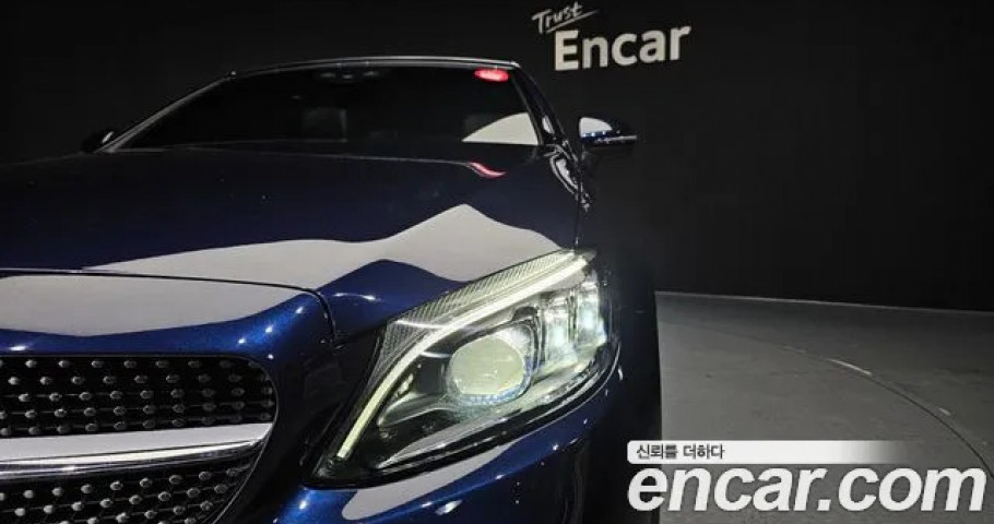 Mercedes-Benz C-Class 