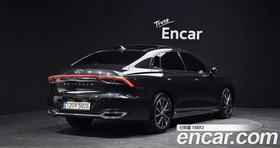 Hyundai Grandeur 
