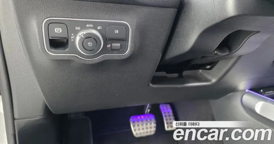 Mercedes-Benz Glb-Class 