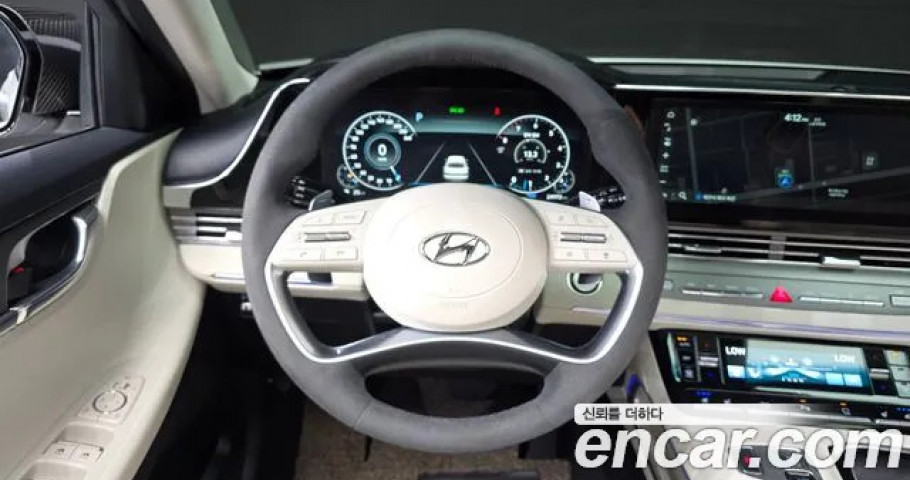 Hyundai Grandeur 
