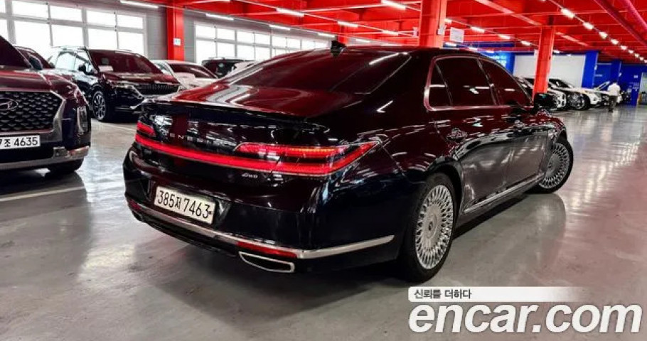 Genesis G90 
