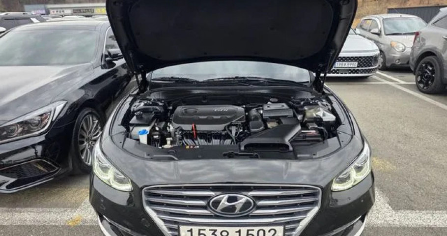 Hyundai Grandeur 