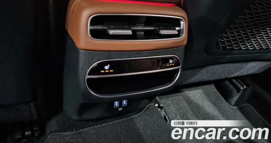 Genesis Gv70 