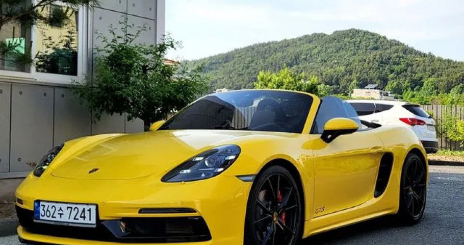Porsche 718 