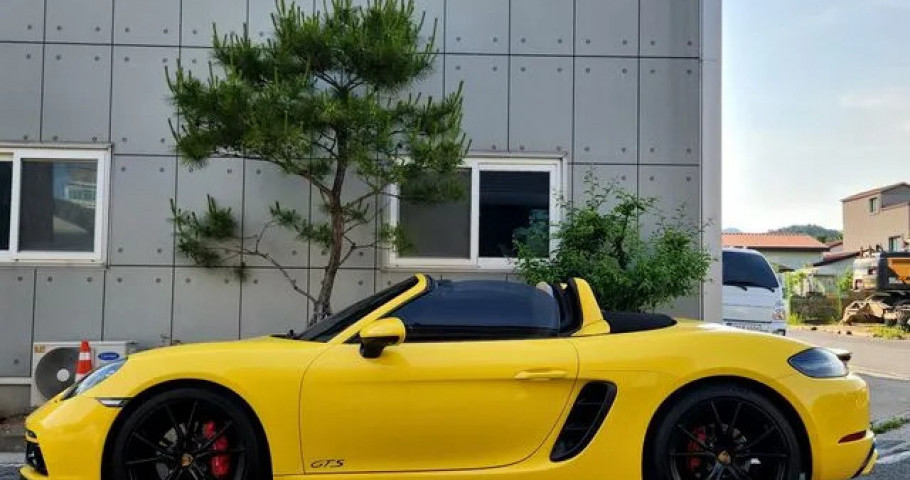 Porsche 718 