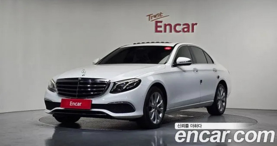 Mercedes-Benz E-Class 