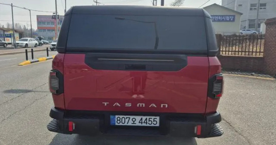 Kia Tasman 