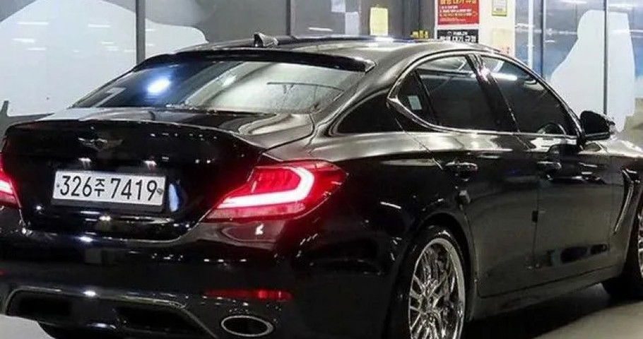 Genesis G70 