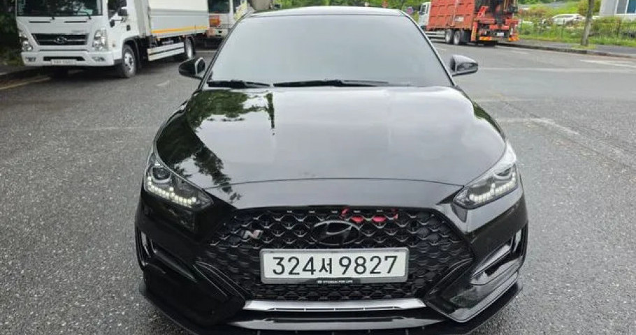 Hyundai Veloster 