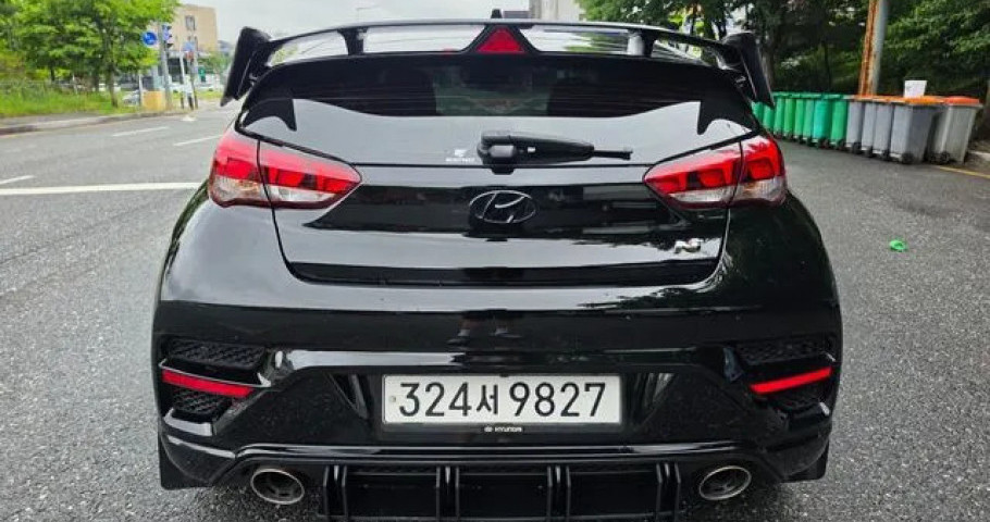 Hyundai Veloster 