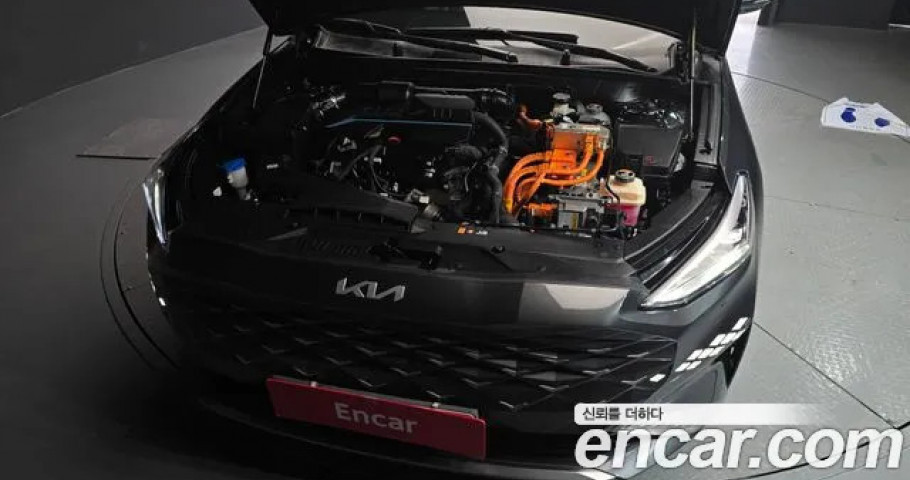Kia K8 