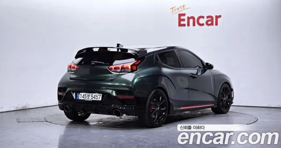 Hyundai Veloster 
