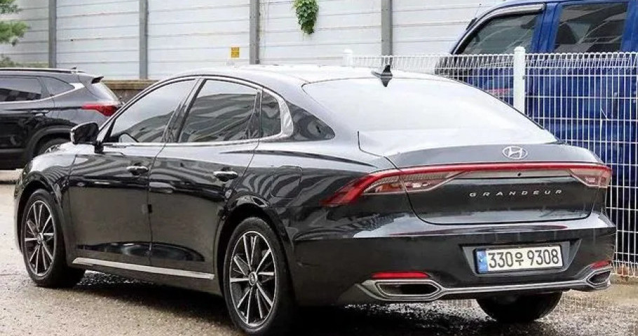 Hyundai Grandeur 