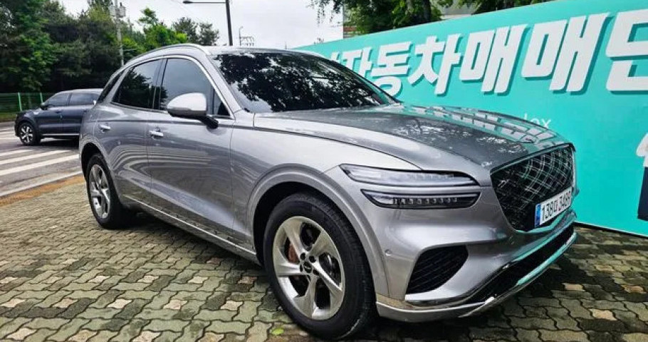 Genesis Gv70 