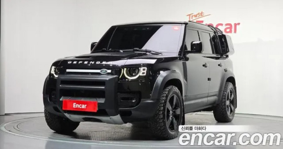 Land Rover Defender 