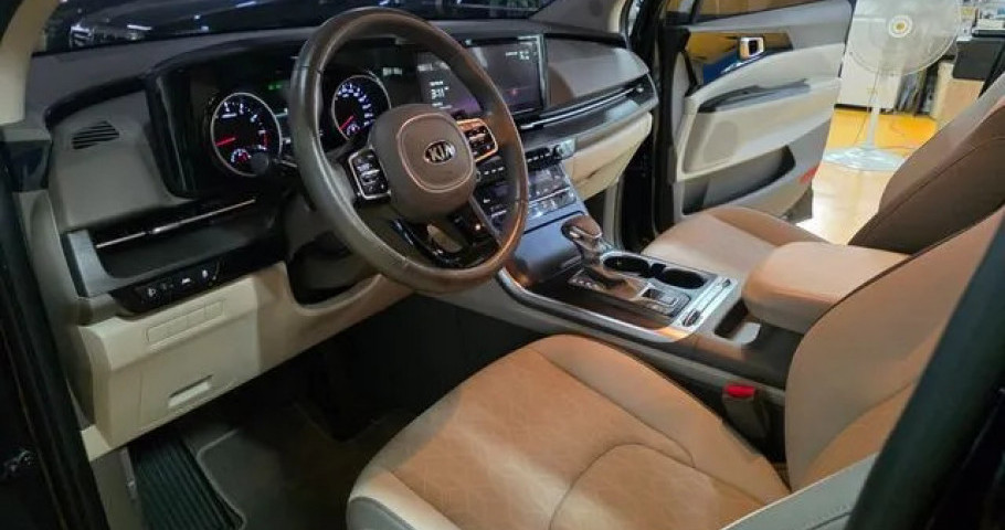 Kia Carnival 