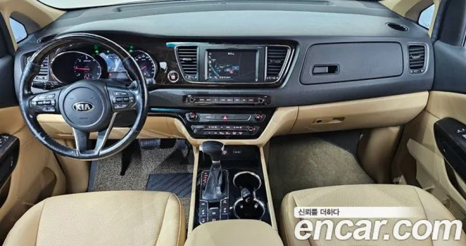 Kia Carnival 