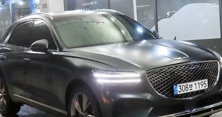 Genesis Gv70 