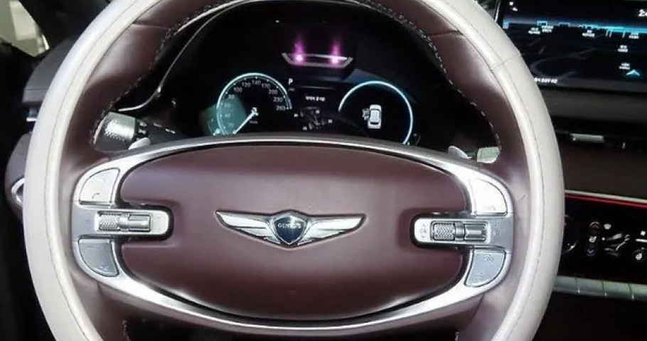 Genesis Gv70 