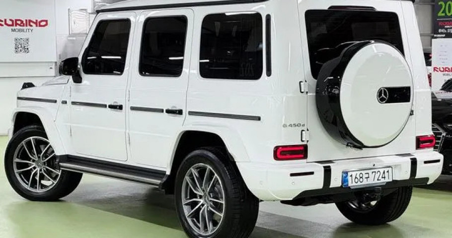 Mercedes-Benz G-Class 
