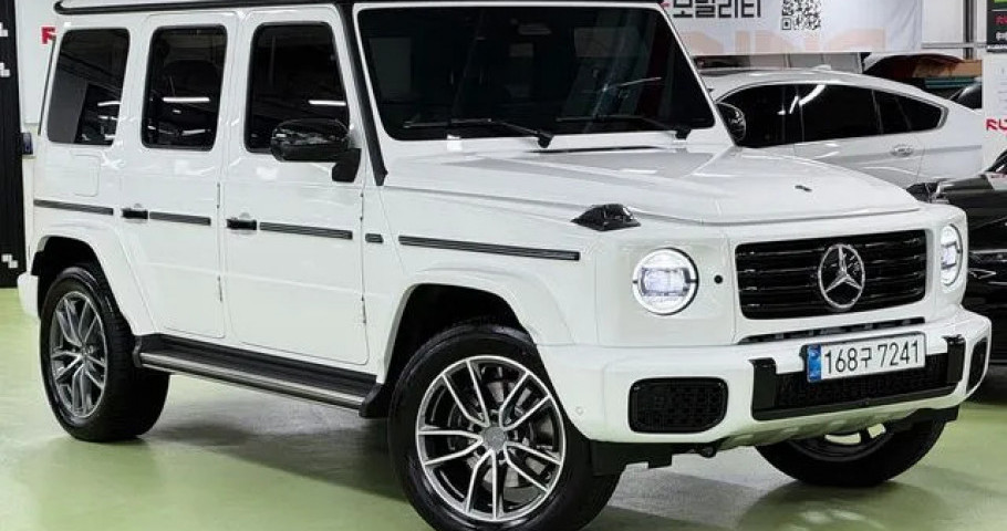 Mercedes-Benz G-Class 