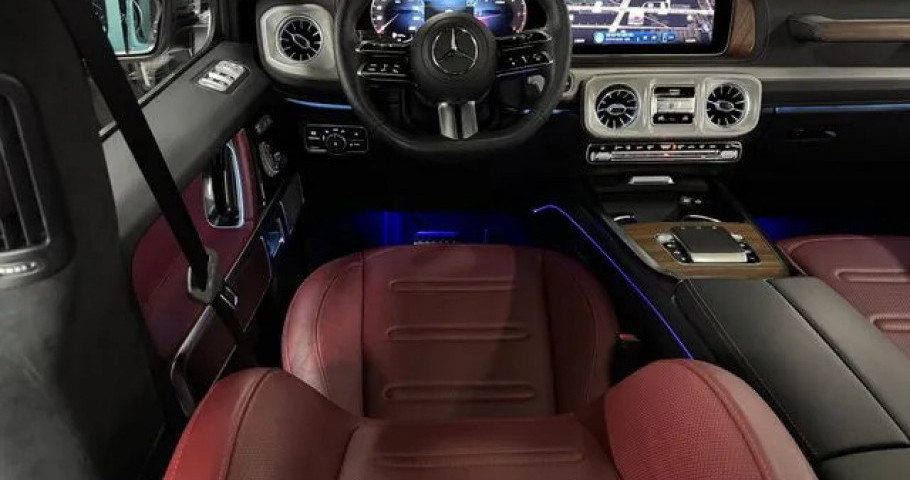 Mercedes-Benz G-Class 