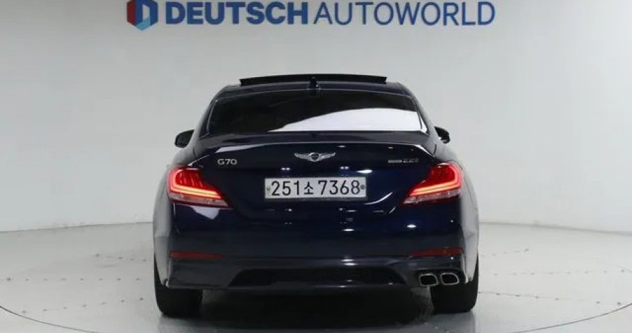 Genesis G70 