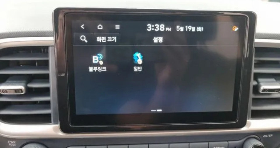 Hyundai Venue 