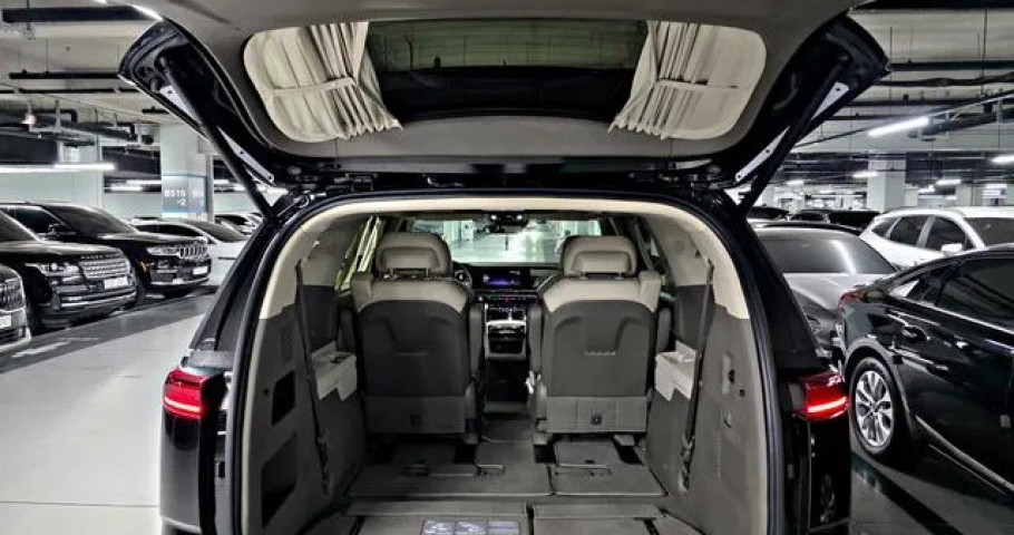 Kia Carnival 