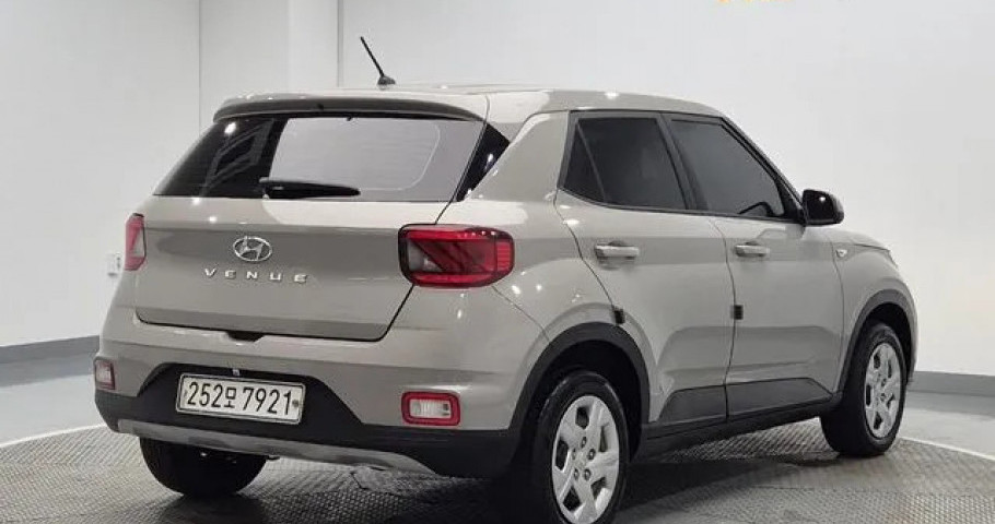 Hyundai Venue 