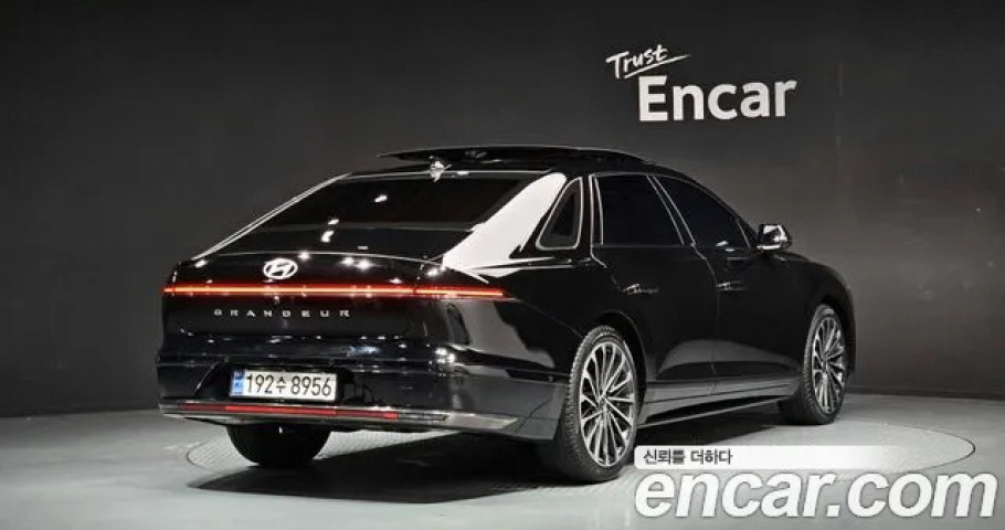 Hyundai Grandeur 