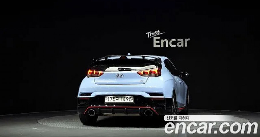 Hyundai Veloster 