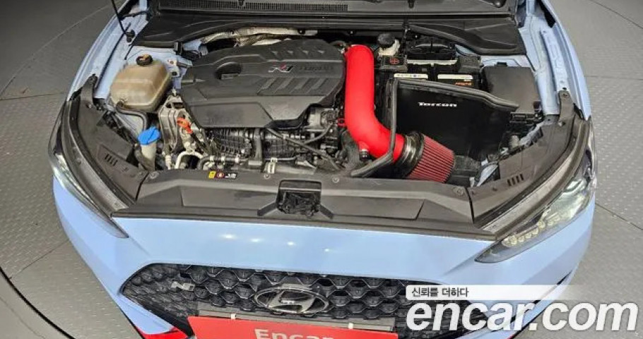 Hyundai Veloster 