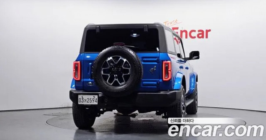 Ford Bronco 