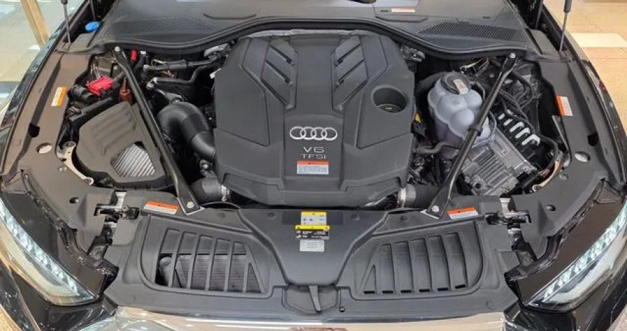 Audi A8 