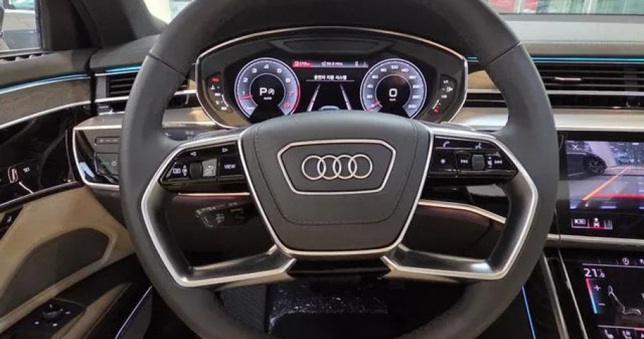 Audi A8 