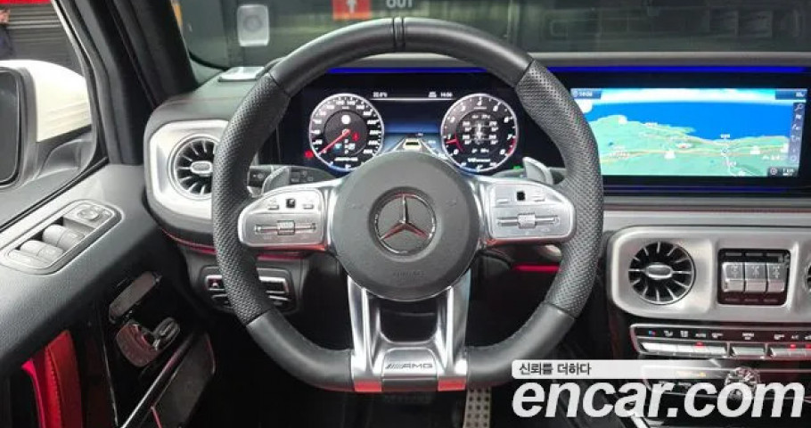 Mercedes-Benz G-Class 
