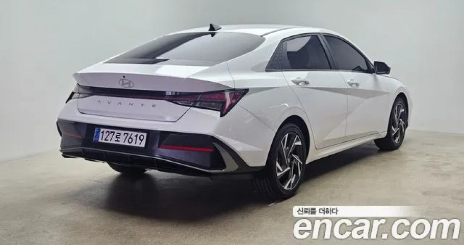 Hyundai Avante (Elantra) 