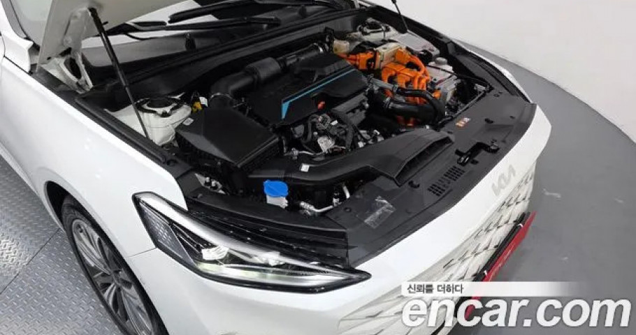 Kia K8 