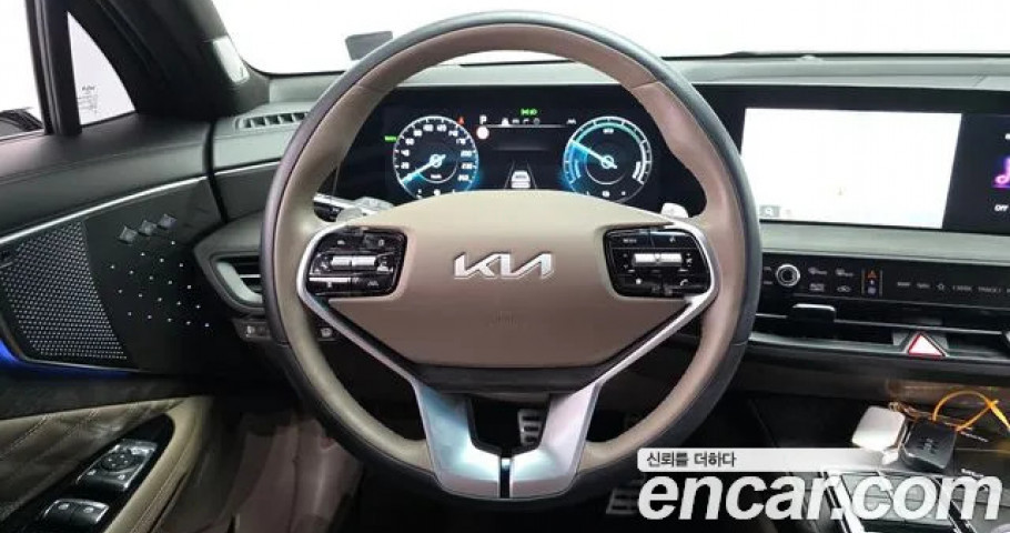 Kia K8 