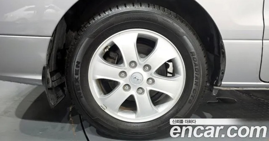 Hyundai Starex 