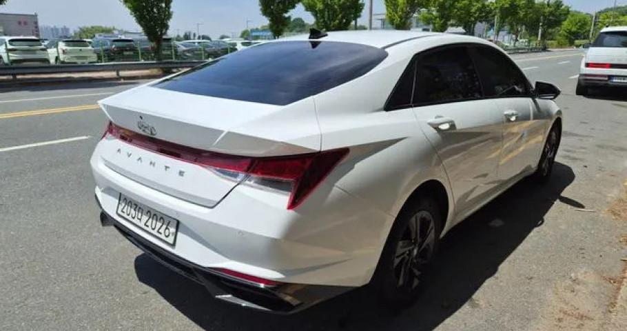 Hyundai Avante (Elantra) 