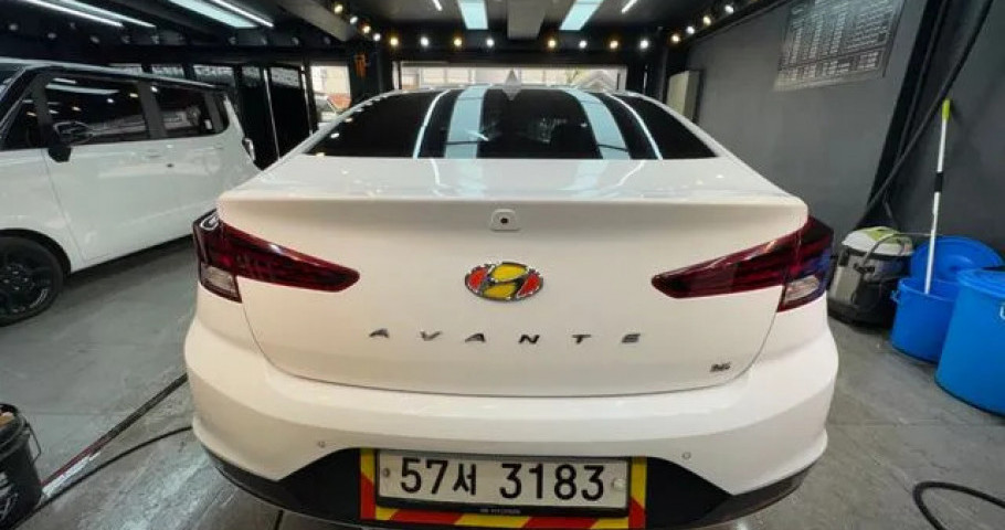 Hyundai Avante (Elantra) 