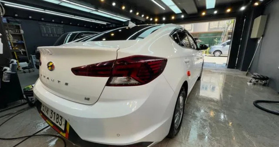 Hyundai Avante (Elantra) 