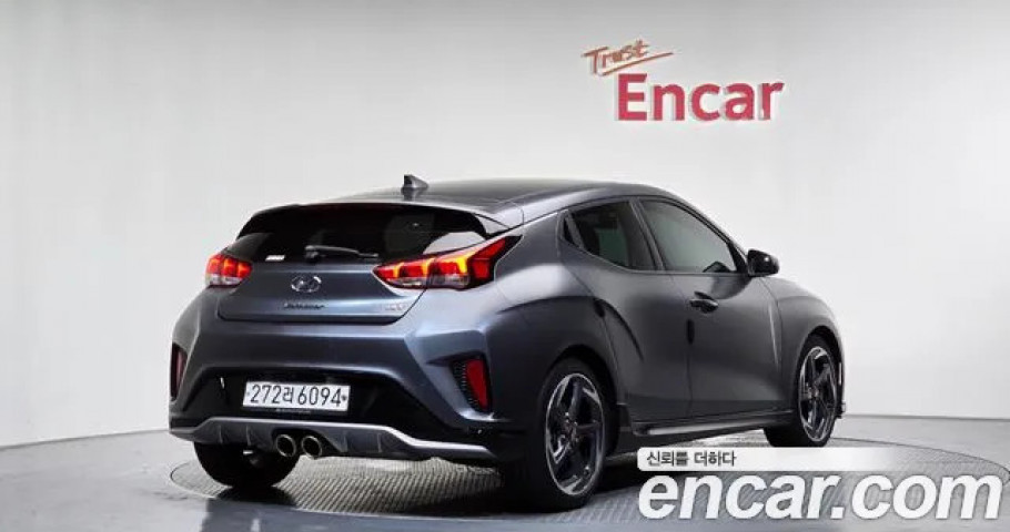 Hyundai Veloster 